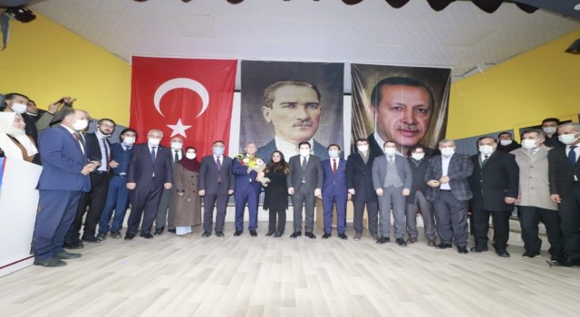 AK Parti Ağrı İl Başkanı Adayı Halil Özyolcu, coşkuyla karşılandı