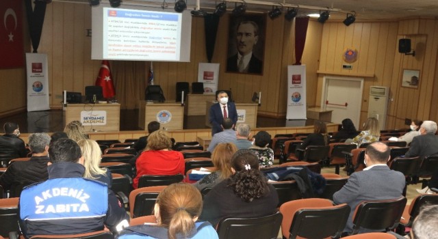 Akdeniz Belediyesi personeline ‘Doğrudan Temin ve İhale Kanunu eğitimi verildi