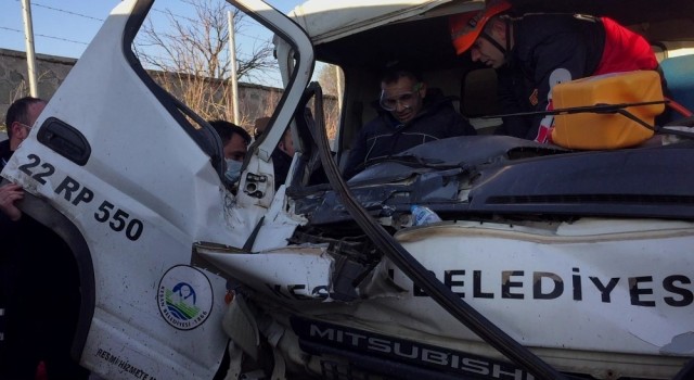 Edirnede trafik kazası: 3 yaralı