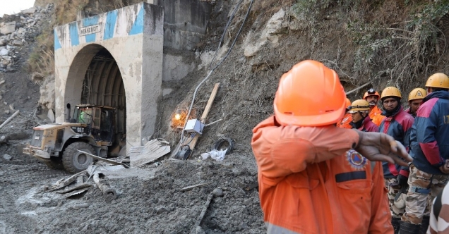 Ο αριθμός των θανάτων αυξάνεται σε 34 σε παγετώδη καταστροφή στην Ινδία