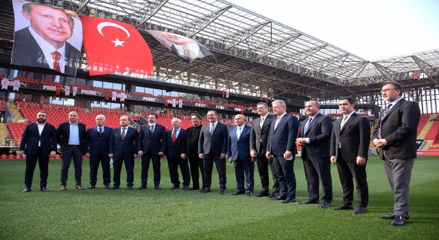 İzmir kulüpleri tüm Türkiyeye örnek oldu