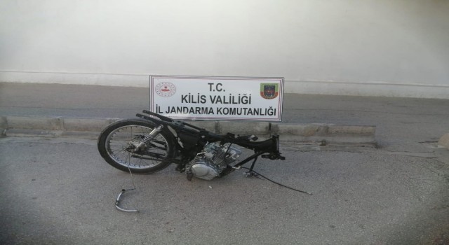 Kiliste motosiklet hırsızı 3 şüpheli tutuklandı