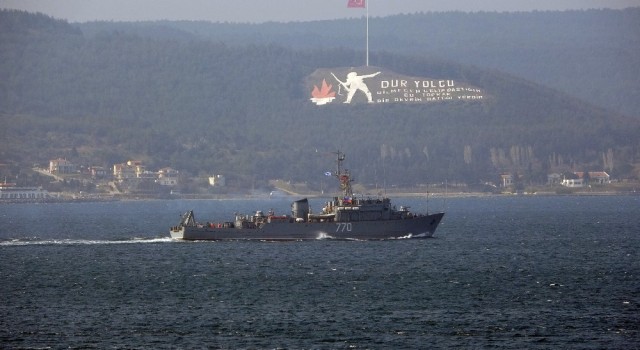 Rus savaş gemisi ‘Valentin Pikul Çanakkale Boğazından geçti
