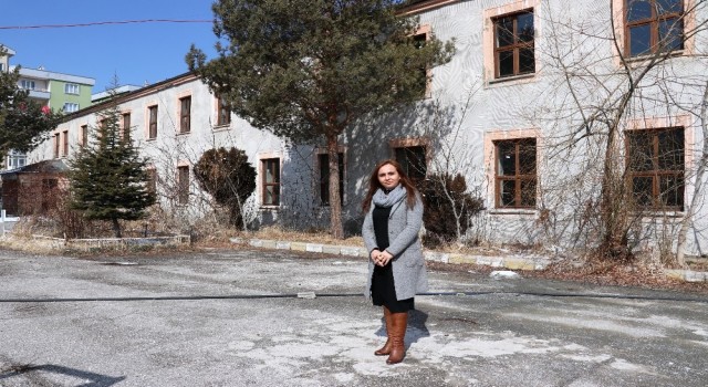 Vana yeni kütüphane binası