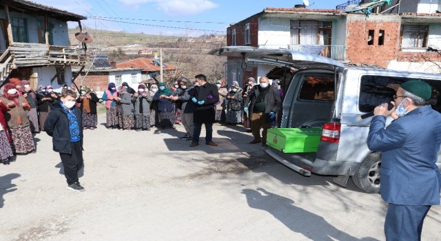 Yeşilırmakta 2 ay sonra cesedi bulunan yaşlı adam defnedildi