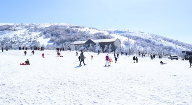 Akdağ Kayak Merkezine rekor ziyaret