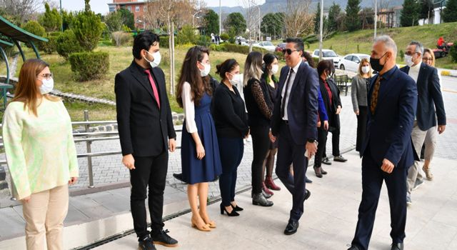 Rektör Turgay Uzun, SBF’ne ziyaret gerçekleştirdi