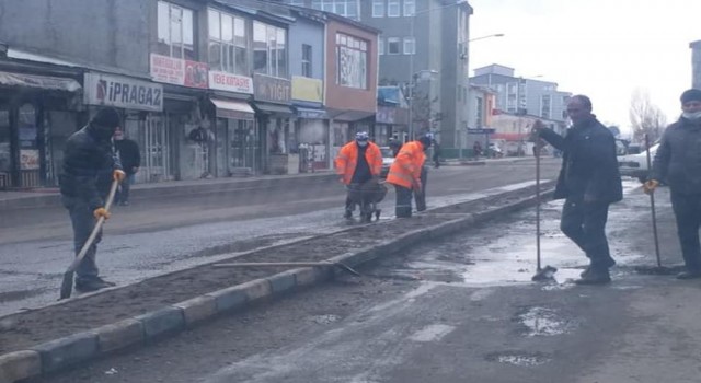 Selim Belediyesinden ‘Temizlik bizden temiz tutmak sizden kampanyası