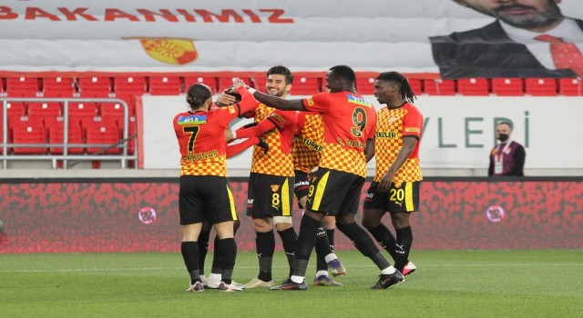 Süper Lig: Göztepe: 1 - BB Erzurumspor: 0 (İlk Yarı)