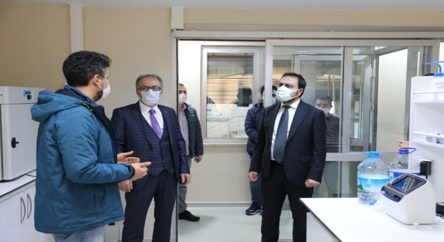 TÜSEB Başkanı Akdoğan, Rektör Uzunu ziyaret etti