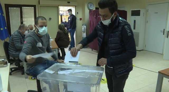 Bulgaristandaki seçimler için Bursada oy kullandılar