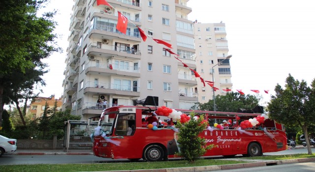 Bayram coşkusu mobil konserlerle evlere taşındı