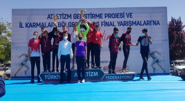 Eleşkirtin Altın Ayaklı Çocuğu Türkiye ikincisi oldu