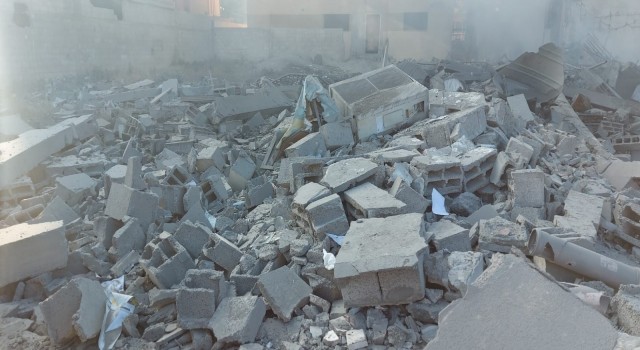 İsrailin vurduğu Ulusal İslam Bankasının enkazı görüntülendi
