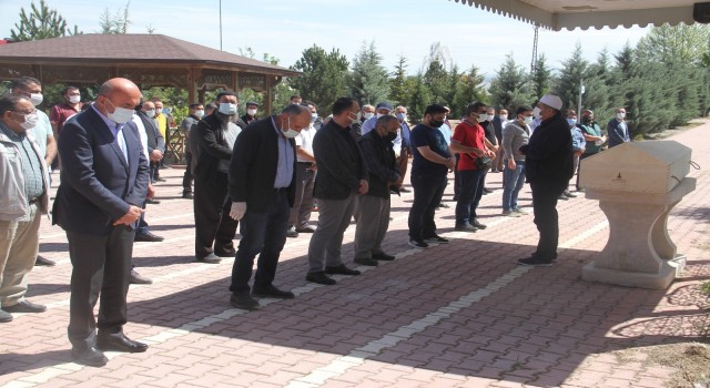 Korona virüse yenik düşen Karakaya son yolculuğuna uğurlandı