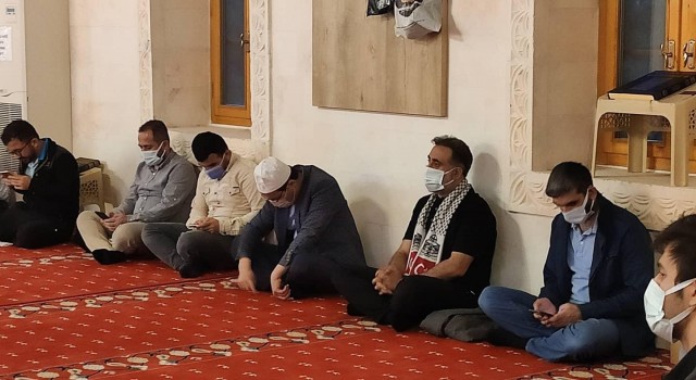 Mardinde vatandaşlar Mescid-i Aksa için duada buluştu