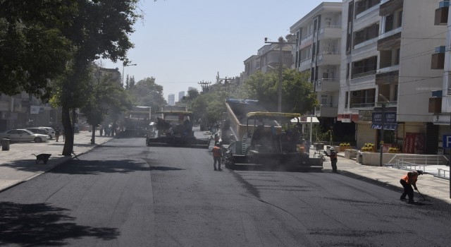Büyükşehir, Ordu Caddesinin asfaltını yeniledi