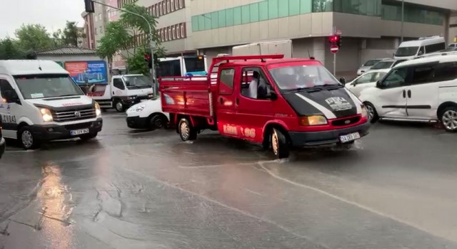 İstanbulda sağanak yağmur