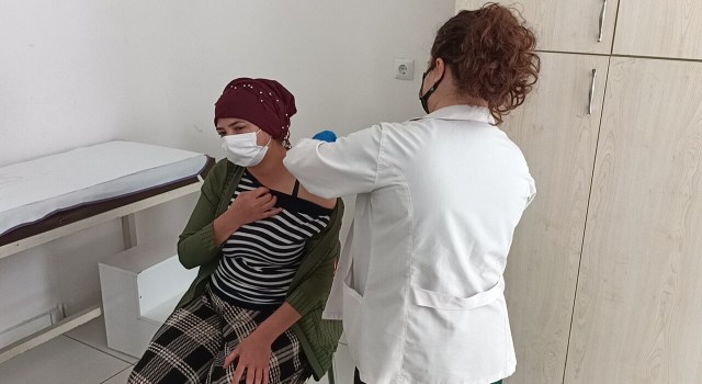 Kırşehirde Aile Sağlığı Merkezlerinde Biontech aşıları yapılıyor