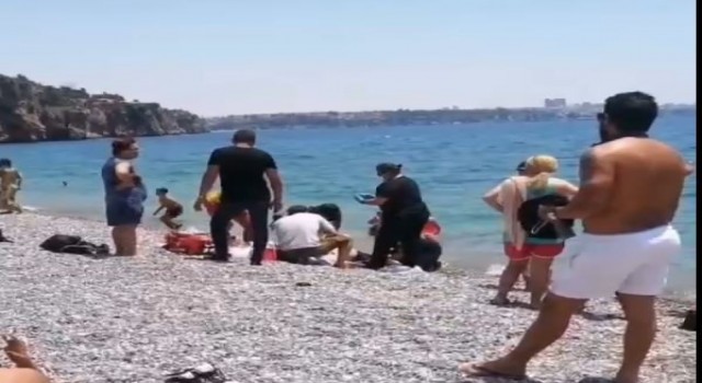Konyaaltı sahilinde 70 yaşındaki kişi boğuldu