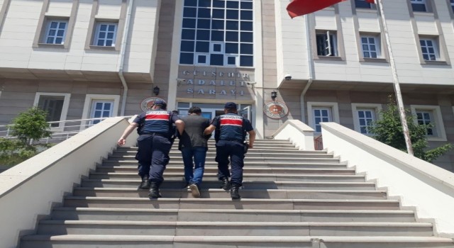 Nevşehirde aranan 5 kişi tutuklandı