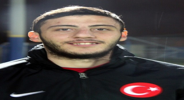 Sivasspor, Hakan Çinemre ile ilgileniyor