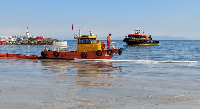 Tekirdağ'da 23 metreküp müsilaj toplandı