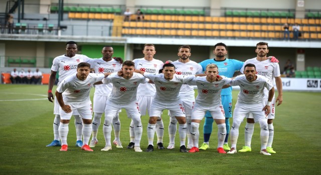 Avrupa Konfederasyon Ligi: Petrocub: 0 - Sivasspor: 1 (İlk yarı)