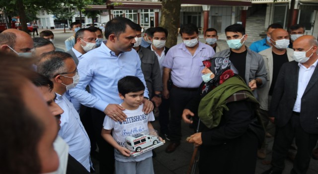 Bakan Murat Kurum: “Bayramda bir fiil tüm ekiplerimiz sahada çalışıyor olacaklar”