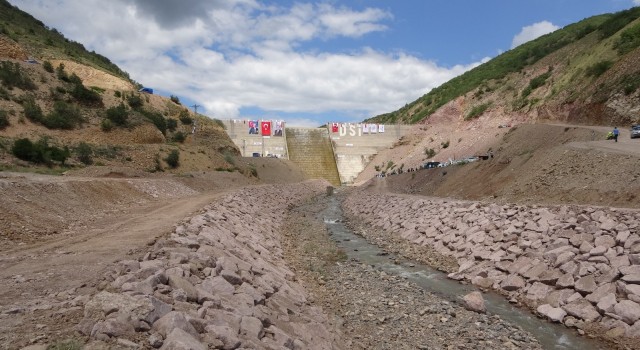 Dereçatı Barajı hizmete girdi, yıllık 5 milyon lira katkı sağlayacak