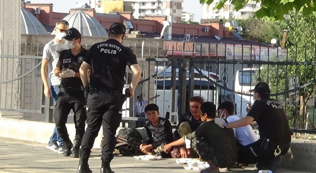 Diyarbakırda düzensiz göçmenlere operasyon