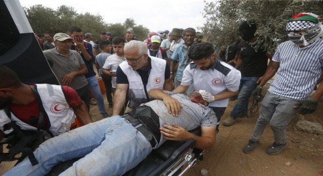 Filistin Kızılayı: “İsrail güçlerinin Nablusta Filistinlilere müdahalesinde 320 kişi yaralandı”
