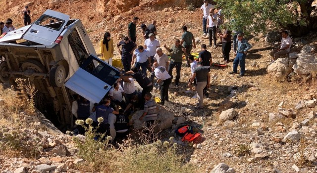 Nemrut dönüşü feci kaza: 2 ölü, 5 yaralı