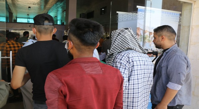 Türkiyedeki Suriyeli mülteciler Kurban Bayramı için evlerine dönmeye başladı