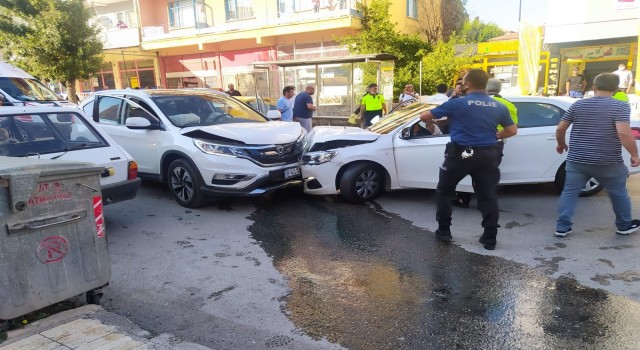 Çorumda zincirleme trafik kazası: 5 yaralı