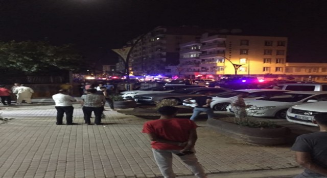Mardinde sokak ortasında taşlı sopalı kavga: 5 yaralı