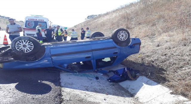 Balıkesirde otoyolda trafik kazası: 1 yaralı