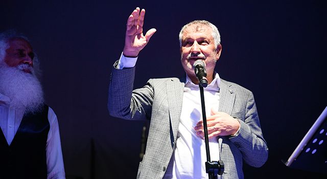 Başkan Zeydan Karalar: “Demokrasi ışığımız hiç sönmesin”