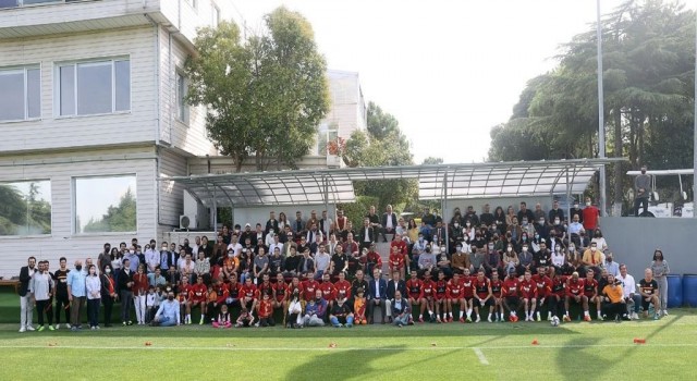 Galatasaray Lisesi öğrencileri Floryada