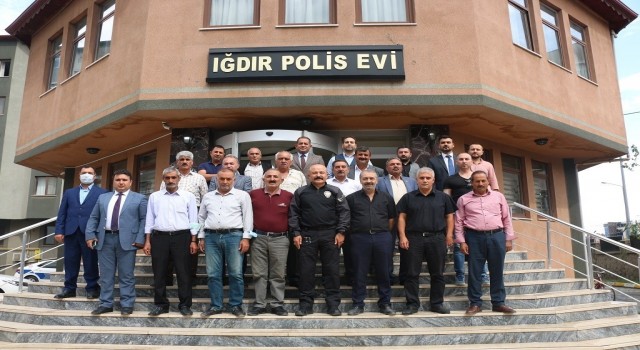 igdir emniyeti ile mahalle muhtarlari arasinda huzur ve guvenlik toplantisi yapildi igdir emniyeti ile mahalle muhtarlari arasinda huzur ve guvenlik toplantisi yapildi