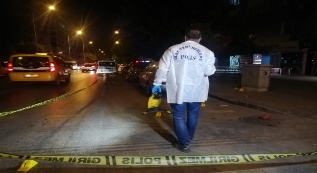 İzmirde alacak verecek tartışması silahlı kavgaya dönüştü: 1 ölü, 2 yaralı