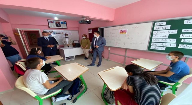Kaymakam Göktaş özel öğrencileri ziyaret etti