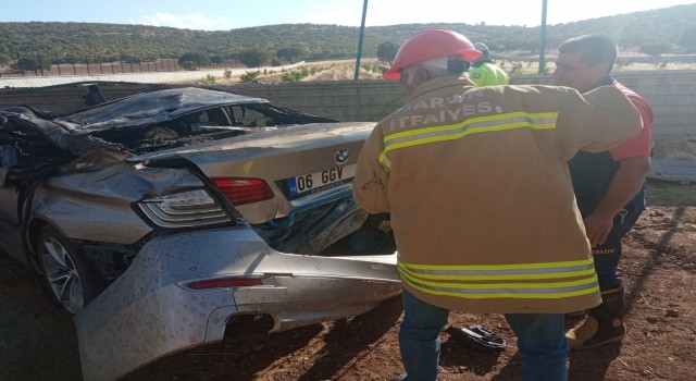 Mardinde takla atan otomobil alev aldı: 1 yaralı
