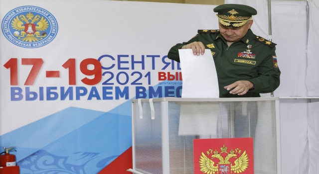 Rusyada halk Devlet Duması seçimleri için sandık başında