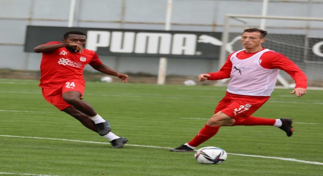 Sivassporda Karagümrük maçı hazırlıkları sürüyor