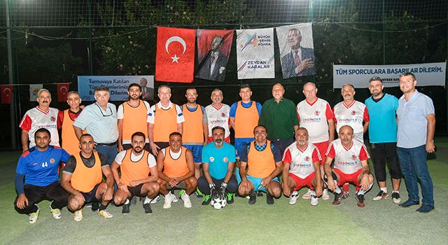 Adana Büyükşehir Belediyesi Cumhuriyet Futbol Turnuvası başladı