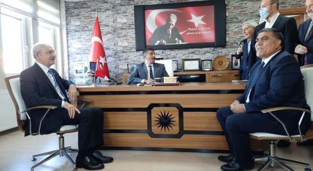 CHP Genel Başkanı Kemal Kılıçdaroğlu Karsta