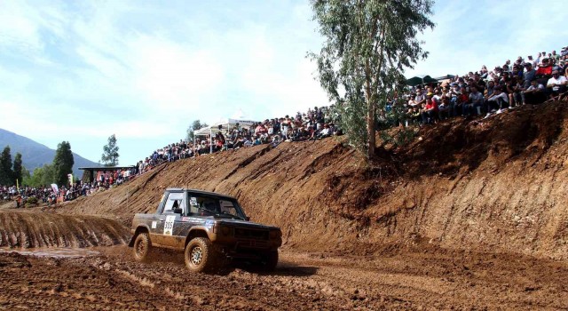 Fethiyede Off-Road yarışları nefes kesti