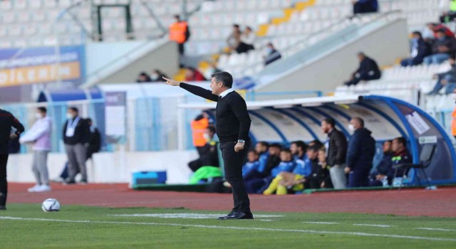 Hüseyin Eroğlu: Ümraniyesporu yenmek zorundayız