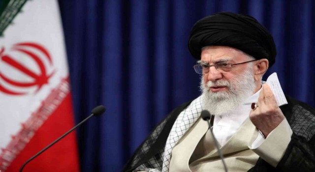 İran Dini Lideri Hamaneyden 2 bin 825 mahkuma af veya ceza indirimi